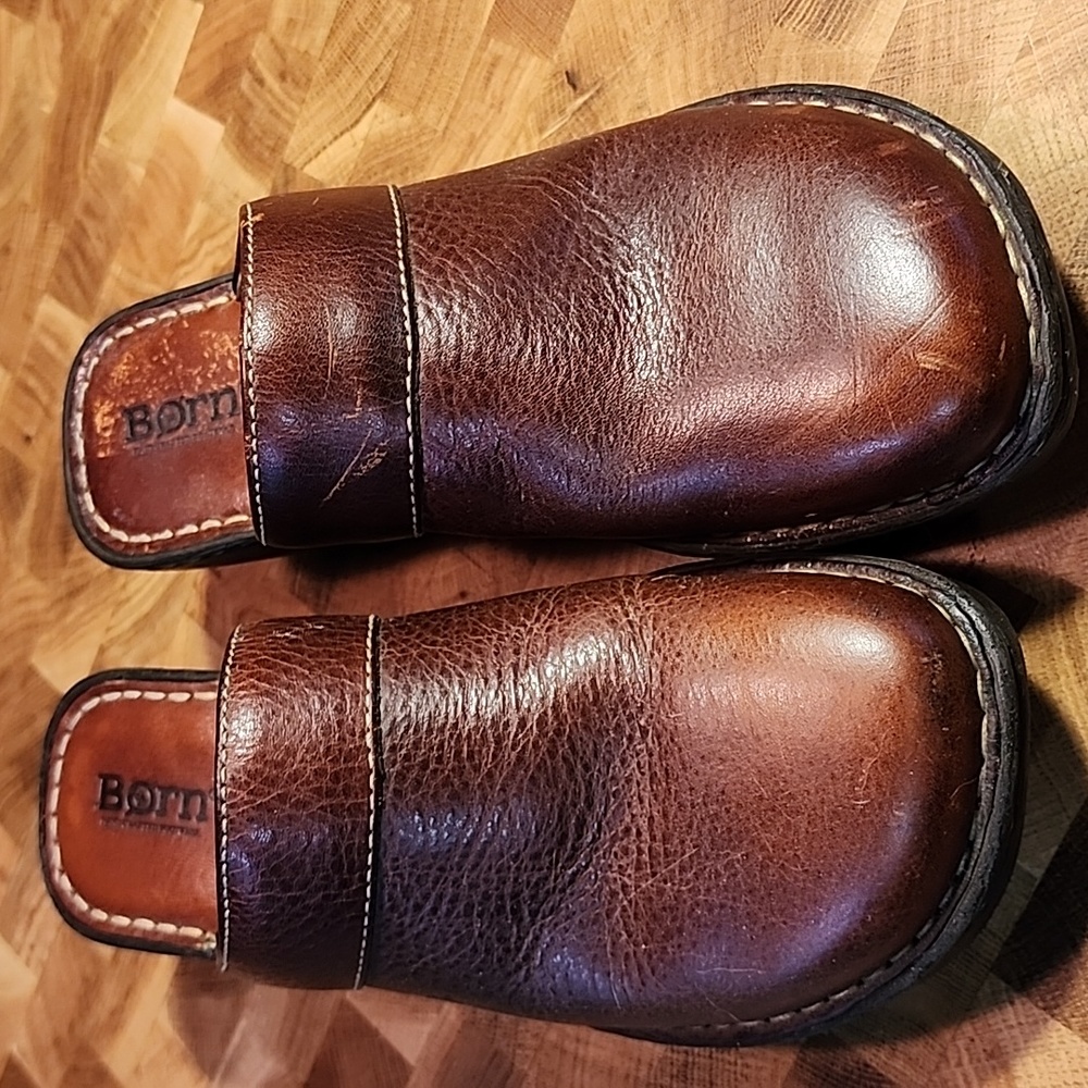 Born brown leather clog